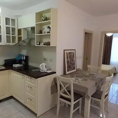 Apartament Mvine *